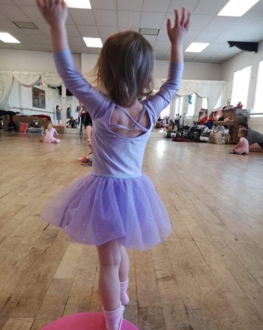 Tiny Acorns Tiny Acorns